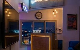 Diamond Lodge